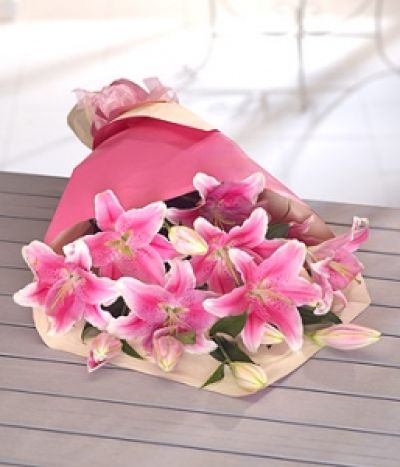 Simply Lilies - A beautifully presented fragrant wrap of pink lilies. Simply stunning.