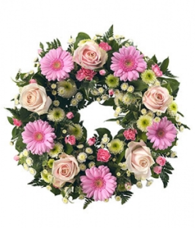 Soft Wreath - Our expert florists will personally design your Soft Wreath using the finest stems.